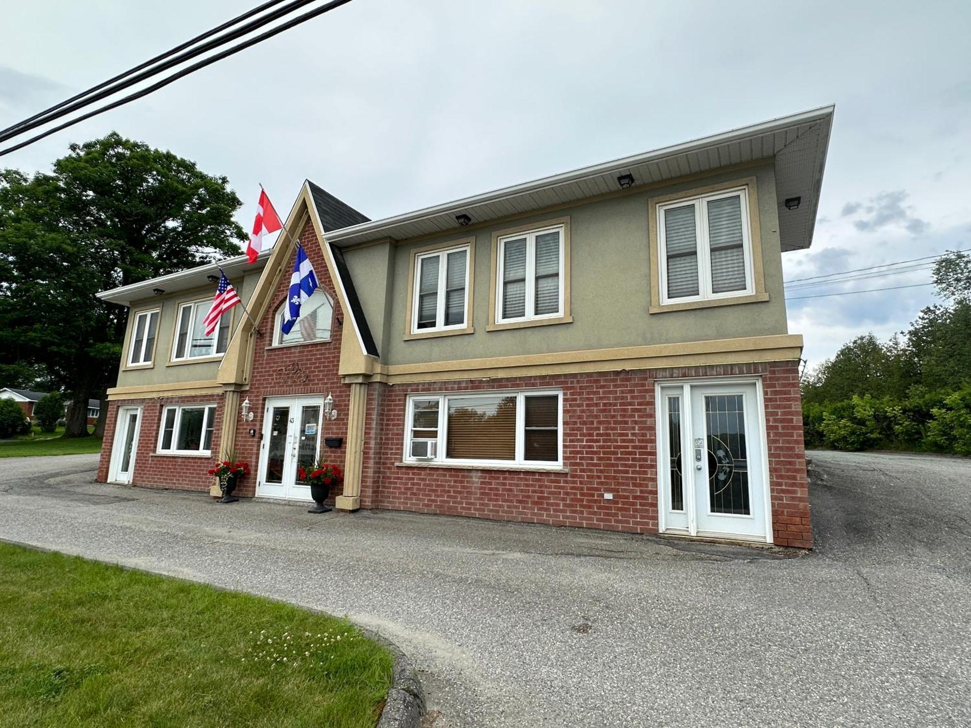 Motel Le Refuge Sherbrooke Dış mekan fotoğraf