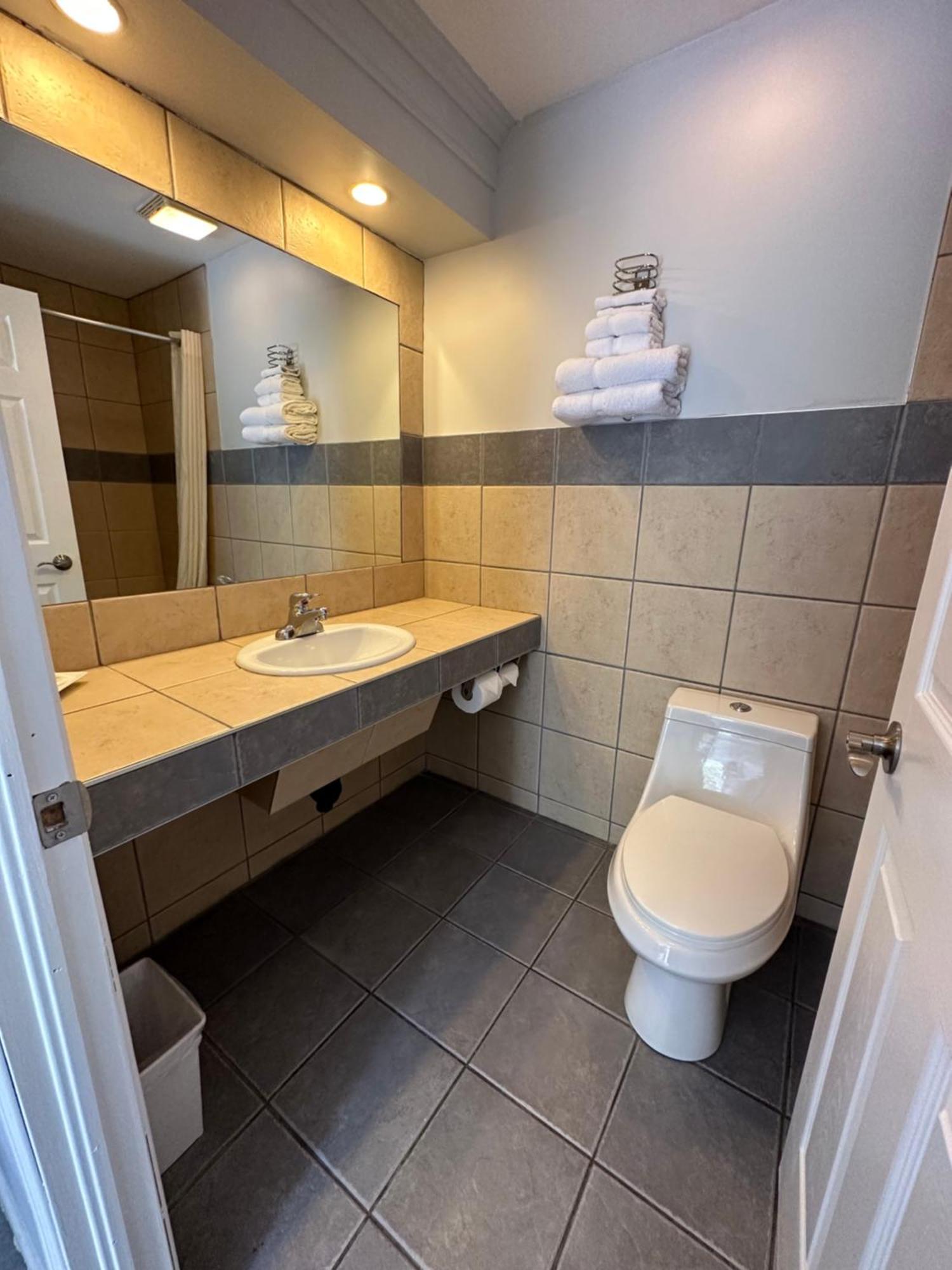 Motel Le Refuge Sherbrooke Dış mekan fotoğraf