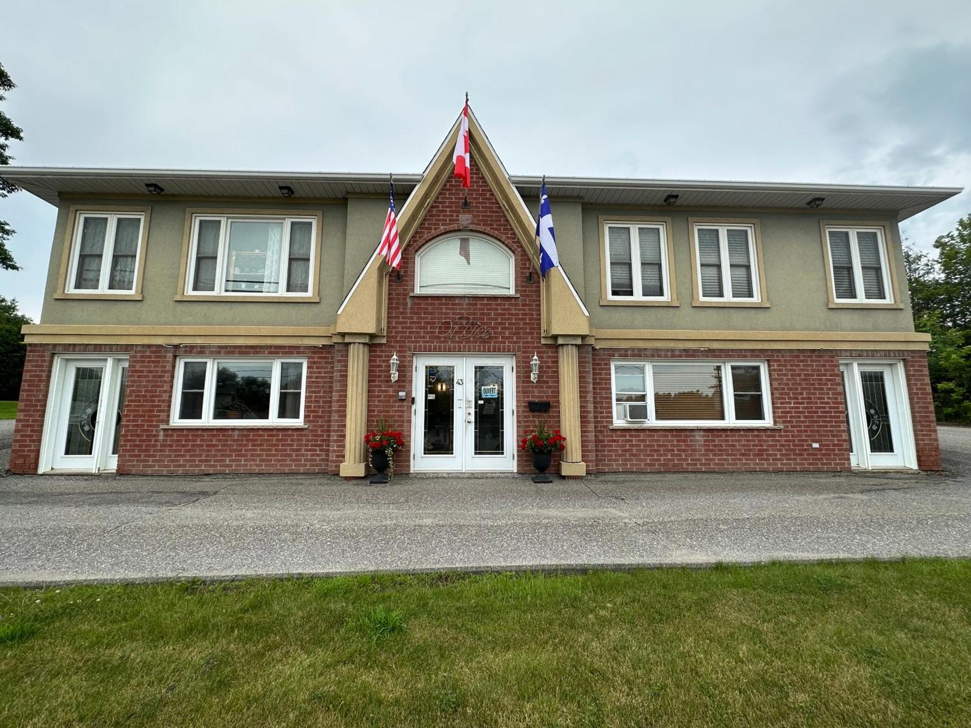Motel Le Refuge Sherbrooke Dış mekan fotoğraf
