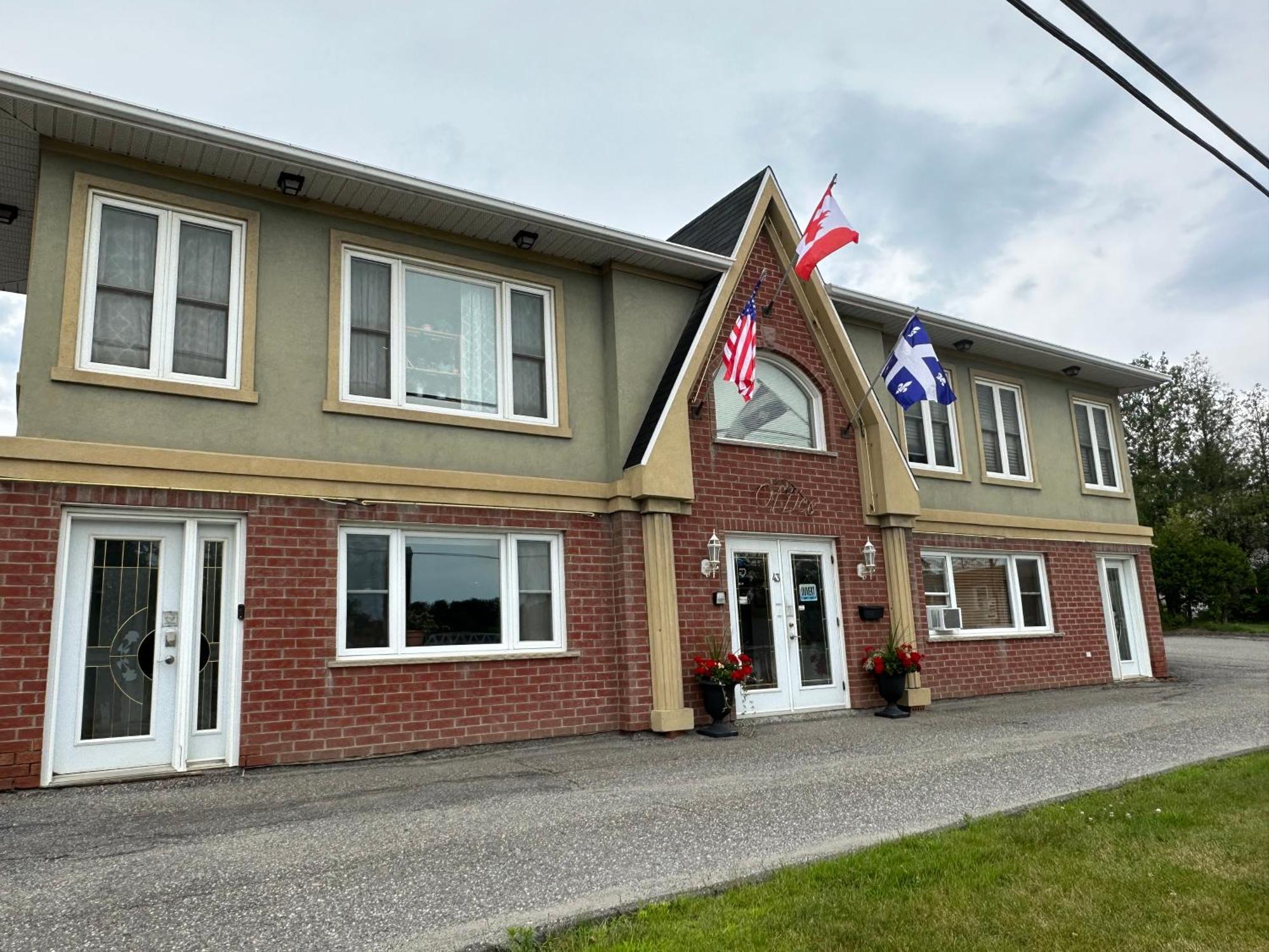 Motel Le Refuge Sherbrooke Dış mekan fotoğraf