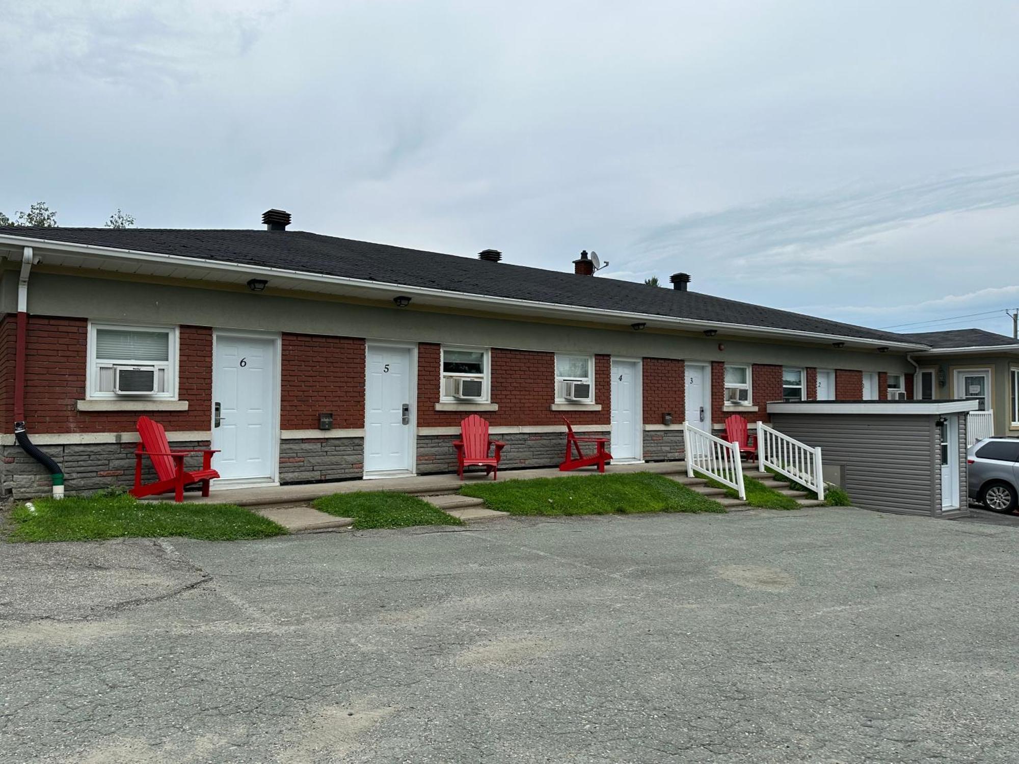 Motel Le Refuge Sherbrooke Dış mekan fotoğraf