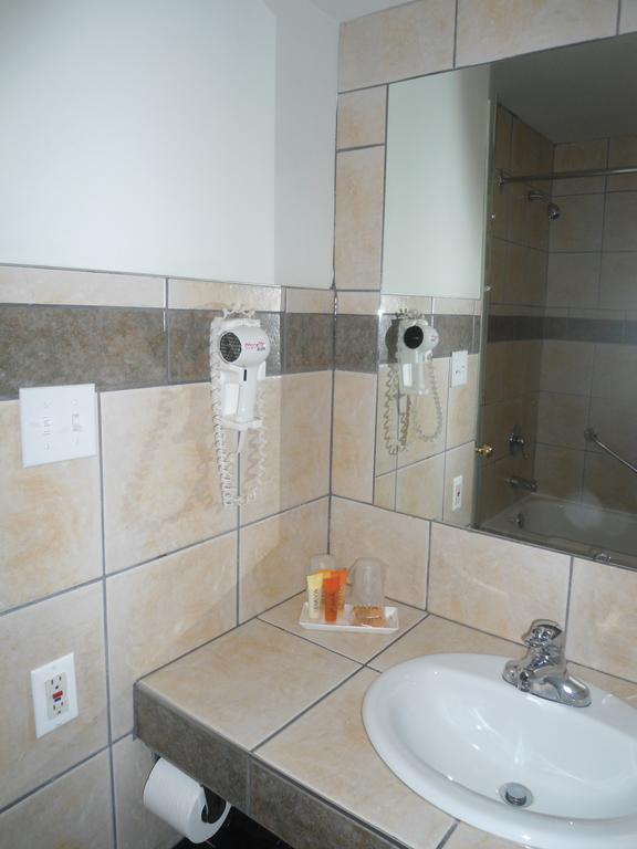 Motel Le Refuge Sherbrooke Dış mekan fotoğraf